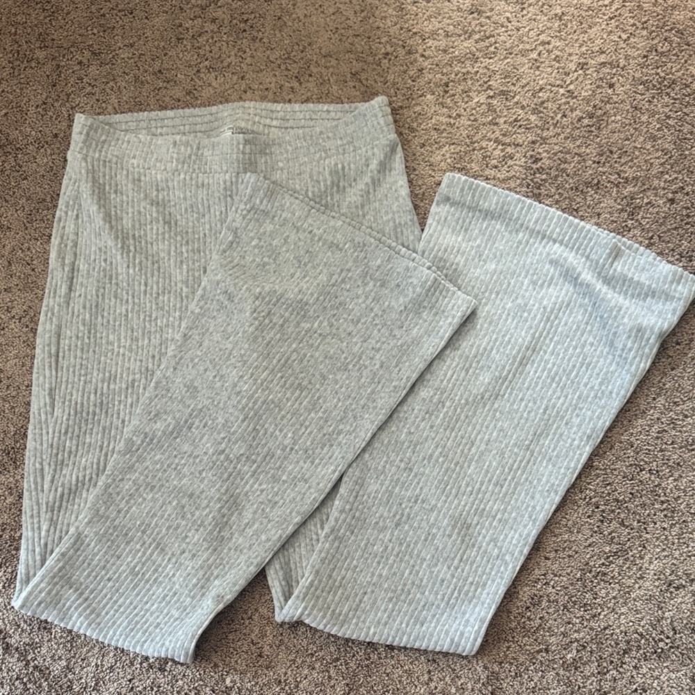 Aerie Gray Ribbed Skinny Pants
